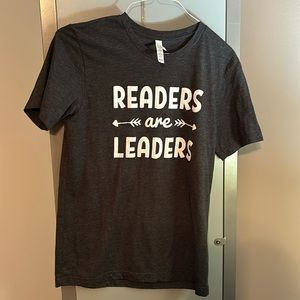 Teacher themed short sleeved tee vinyl letters say readers are leaders
